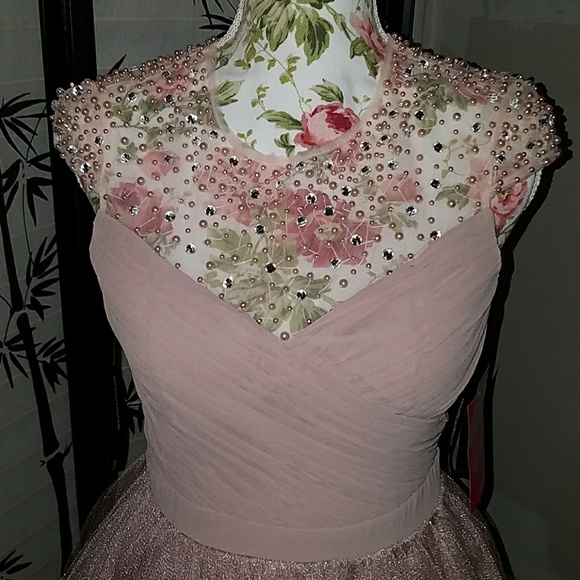 Little Mistress Dress - Picture 5 of 6